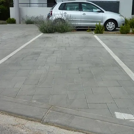 King With Private Parking * Zadar