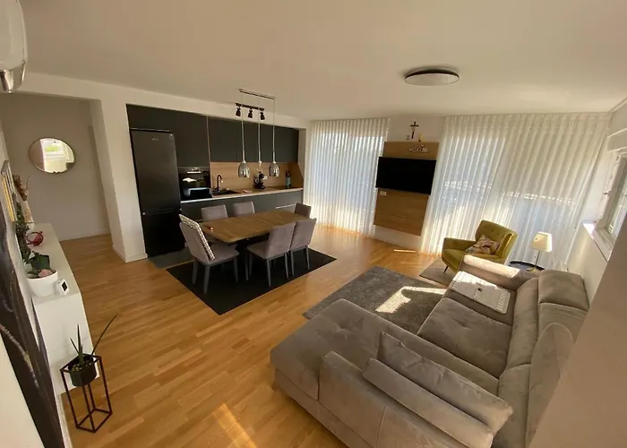 Appartement King With Private Parking *