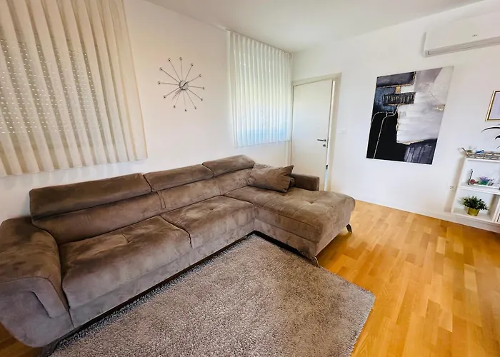 Appartement King With Private Parking