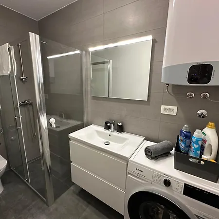 Apartment King With Private Parking Zadar