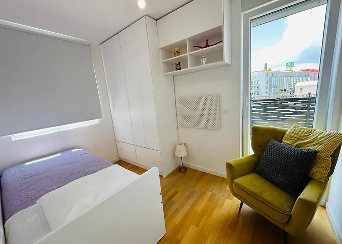 Апартаменты King With Private Parking