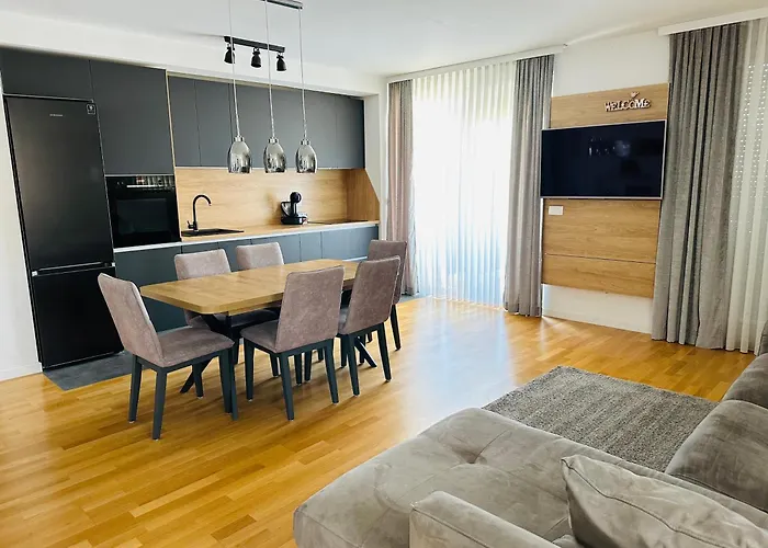 Апартаменты King With Private Parking Задар